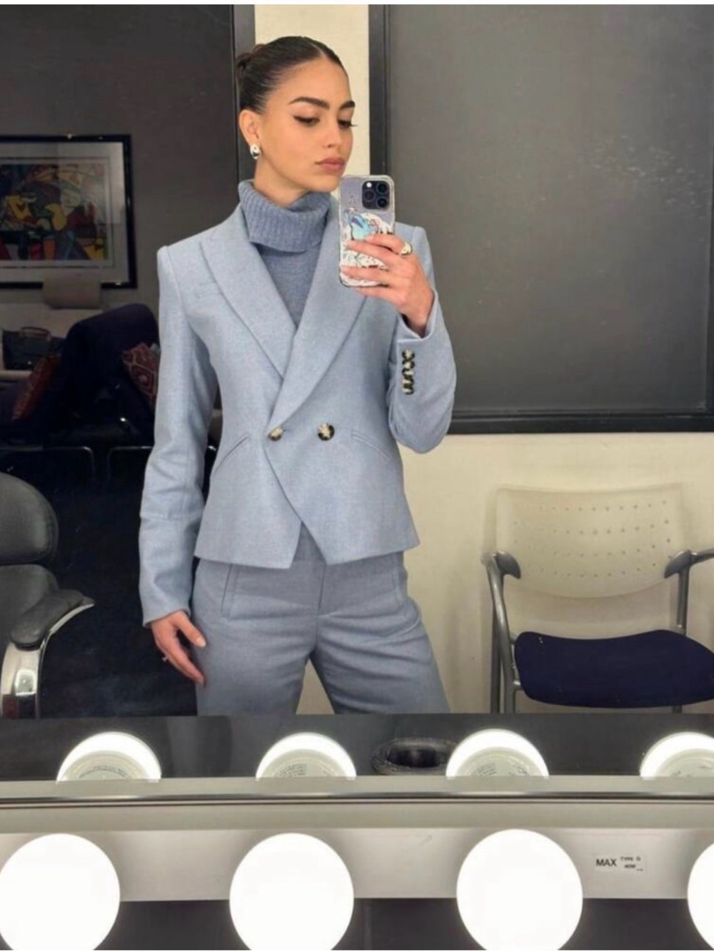 Veronica Beard Powder Blue Tailored Double-Breasted Blazer - Picture 16 of 16